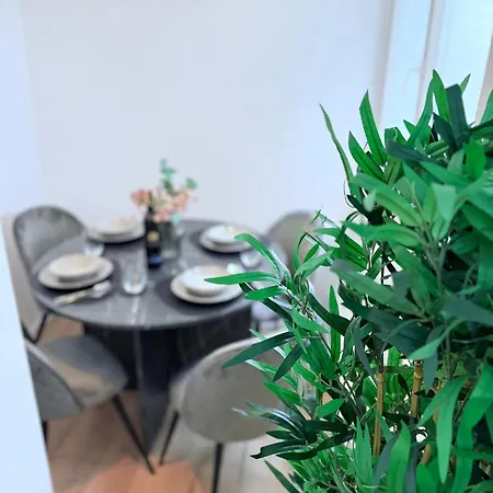 Apartment Get Garden
